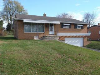 410 Manor Ave, Canton, OH 44708-3642