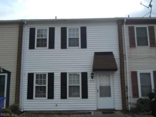 2113 Kimball Cir, Virginia Beach VA  23455-2550 exterior