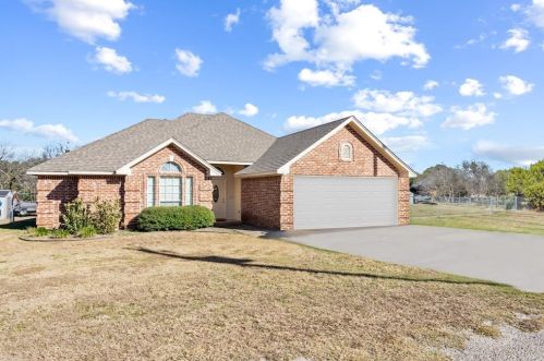 5023 Guadalupe Ct, Granbury, TX 76048-6493