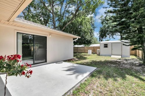 205 Lucerne Dr, De Bary FL  32713-3015 exterior