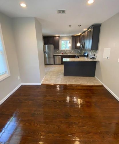 23 Walnut Ter, Bloomfield NJ  07003-5025 exterior