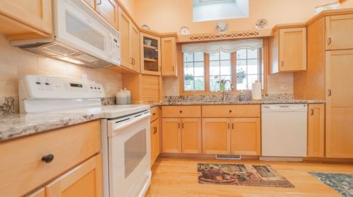 9156 Maple Dr, Dyer IN  46373-9149 exterior
