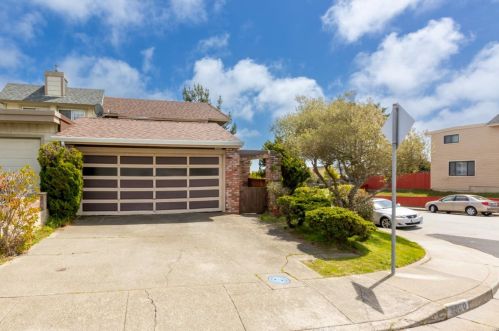 3900 Crofton Way, South San Francisco CA  94080-3914 exterior