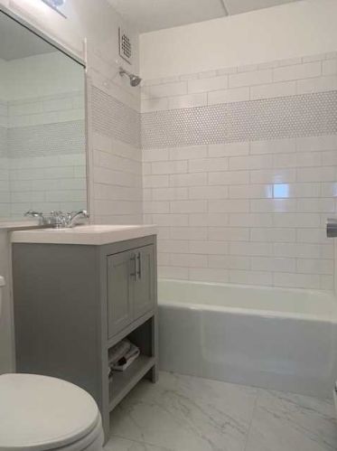 160 Academy St, Poughkeepsie NY  12601-4515 exterior