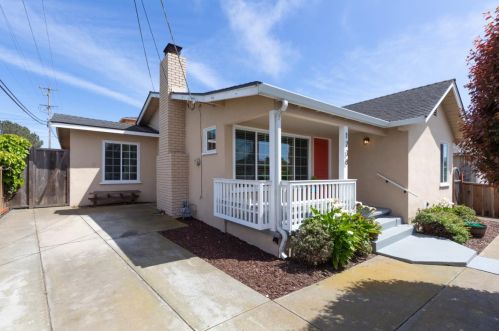 1738 Goodwin St, Seaside CA  93955-4414 exterior