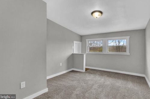 60 Gordon Dr, Carlisle PA  17013-8603 exterior