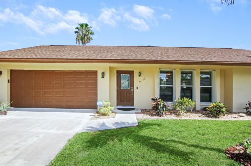 12149 Stratford St, West Palm Beach, FL 33414-5663