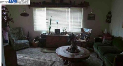 21164 Garden Ave, Hayward, CA 94541-4816