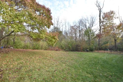 8801 Hart Dr, Waterford WI  53185-1364 exterior