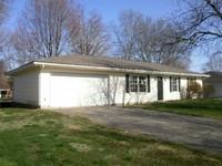 810 Delhi Dr, Trenton, OH 45067-1820