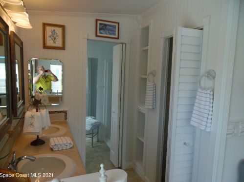 575 Marlin Cir, Sebastian FL  32976-2403 exterior