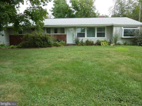 1004 Trooper Rd, Norristown, PA 19403-3637