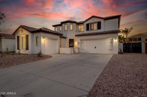 3190 Holguin Way, Chandler, AZ 85248-3980