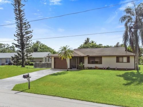 3173 54th Ln, Naples, FL 34116-8027