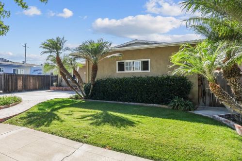 430 Mayfair Ave, Orange, CA 92867-6726