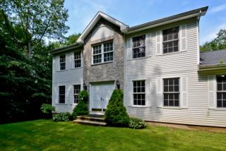 284 Tiffany Ln, Bristol, CT 06010-9428