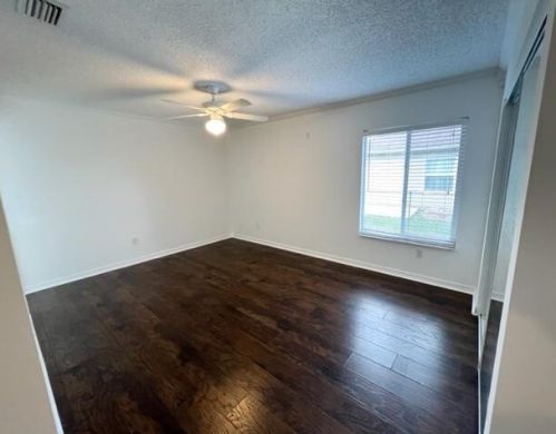 5372 Courtney Cir, Boynton Beach FL  33472-1280 exterior