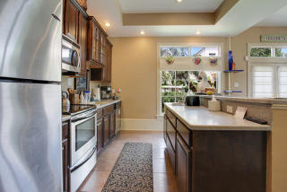 816 Peniston St, New Orleans LA  70115-2621 exterior