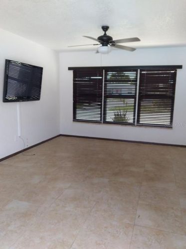 6605 Gulfport Blvd, Saint Petersburg, FL 33707-3917
