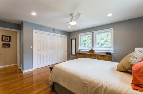 25 Cardinal Ct, West Nyack NY  10994-1031 exterior
