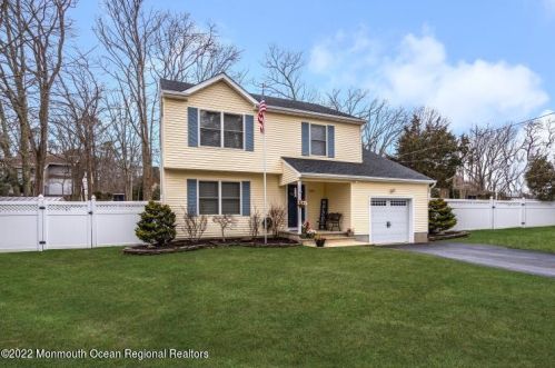 634 Hillside Ave, Bricktown, NJ 08724-1536