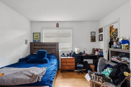 30508 Park Vista Dr, Santa Clarita CA  91384-3795 exterior