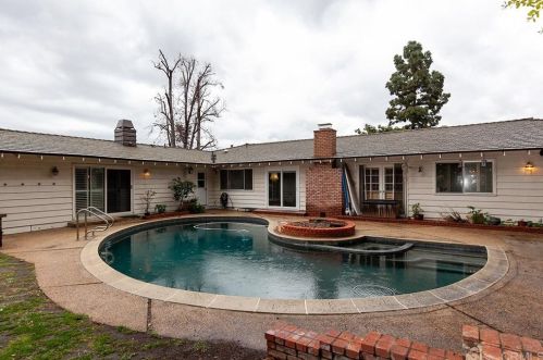11558 Rolling Hills Dr, El Cajon, CA 92020-8254