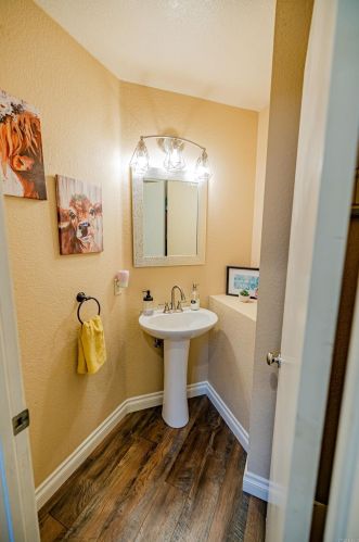 1785 Promenade Pl, Vista CA  92083-6167 exterior