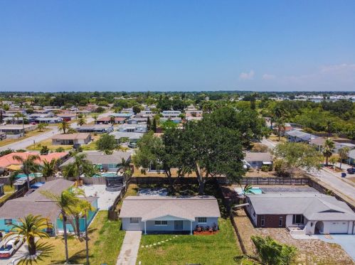 3427 Coldwell Dr, Tarpon Springs FL  34691-4836 exterior