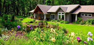 257 Maple Hill Dr, Salem, OR 97304-3325