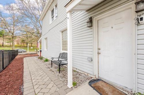 4400 Locust Point Dr, Bronx NY  10465-4038 exterior