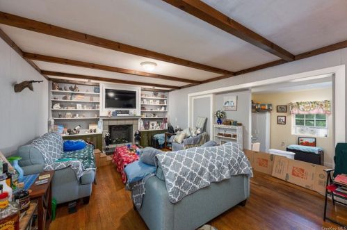 26 Mountain View Dr, Mahopac NY  10541-3808 exterior