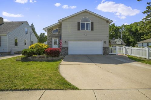 7740 29th Ave, Kenosha WI  53143-5628 exterior