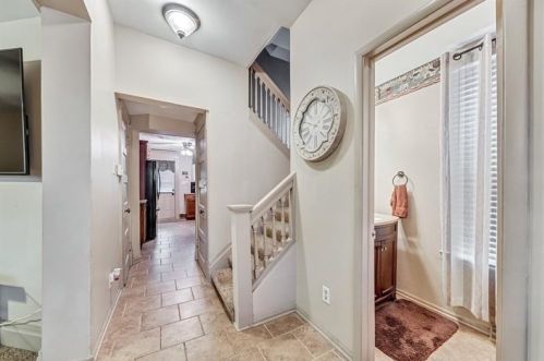 426 Garfield Ave, New Castle, PA 16105-2631