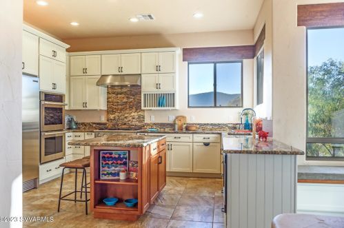 70 Las Ramblas, Sedona AZ 86351-9209 exterior