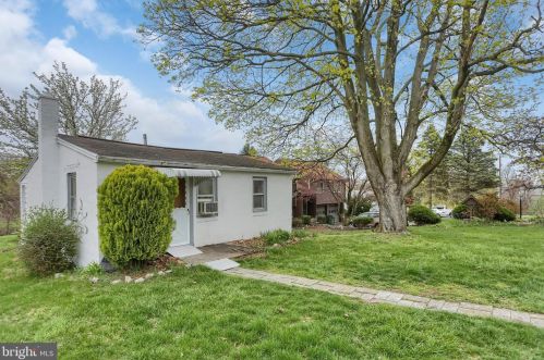 3518 Euclid St, Harrisburg PA  17111-2136 exterior