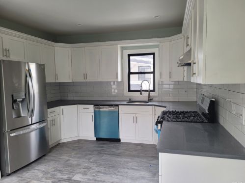109-31 197th St, Jamaica, NY 11412-2115