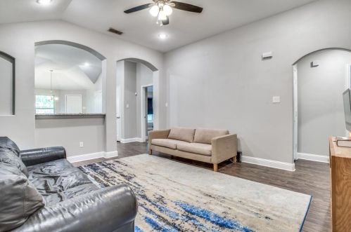 2615 Custer Dr, Dallas TX  75216-6553 exterior