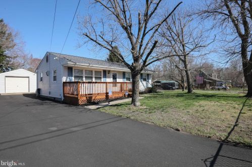 434 Timberline Dr, Mount Laurel, NJ 08054-2137