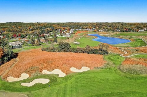 194 Crooked Stick Pass, North Prairie, WI 53153-9624
