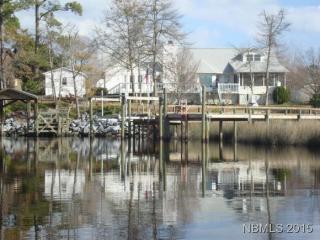242 Rollingwood Dr, Newport NC  28570-3767 exterior
