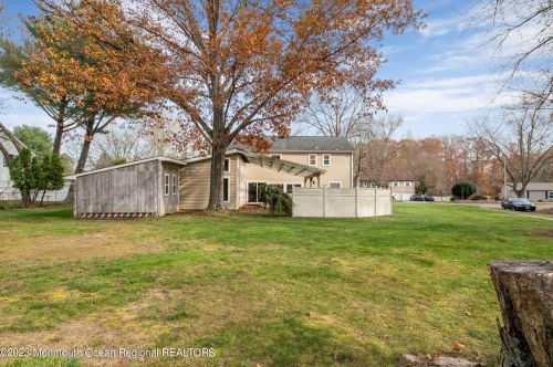 9 Salem Ln, Jackson Twp NJ  08527-1210 exterior