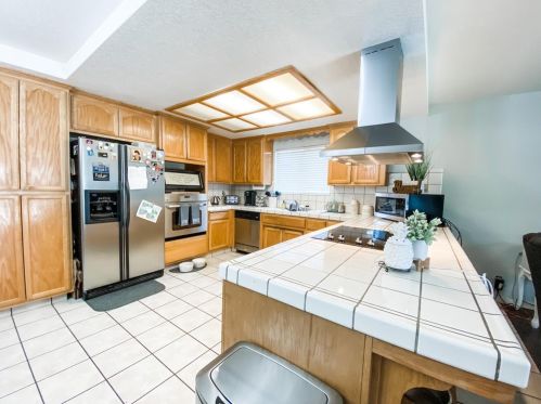 1632 Dickey Ct, Ripon CA  95366-3607 exterior