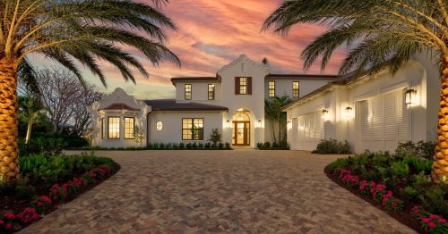 541 Greenway Dr, West Palm Beach, FL 33408-3737