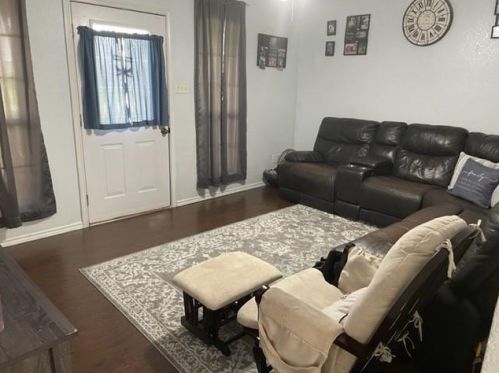 1505 Melody Cir, Kaufman, TX 75142-9677