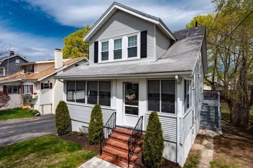 92 Highland Ave, Quincy, MA 02170-1406