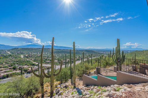 4862 Summit Ridge Rd, Tucson, AZ 85750-6092