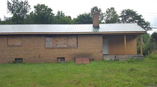 106 Liberty St, Monticello NY  12701-1237 exterior