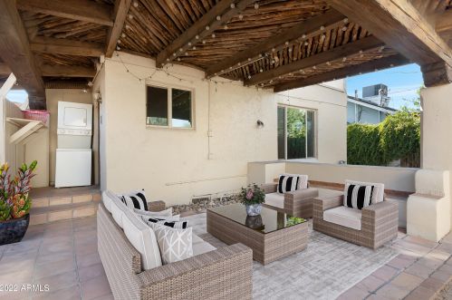 2515 10 St, Phoenix AZ 85020-5821 exterior