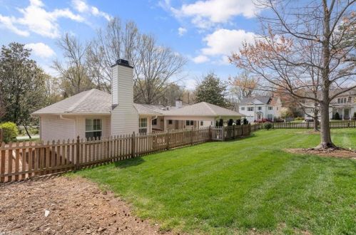 1518 Liberty Dr, Greensboro NC  27408-4928 exterior